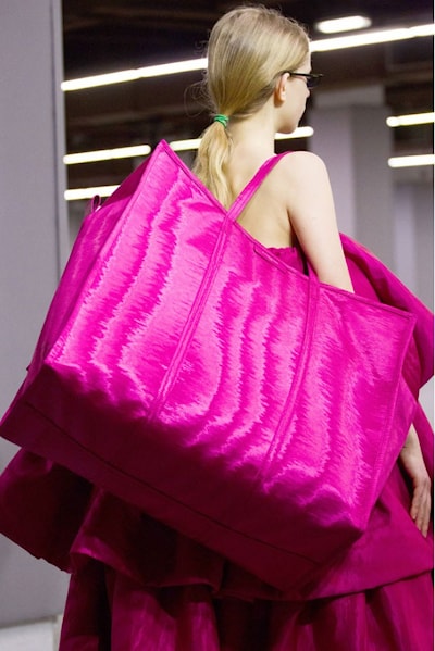 Из коллекций зима-осень 2017. Фото: Vogue