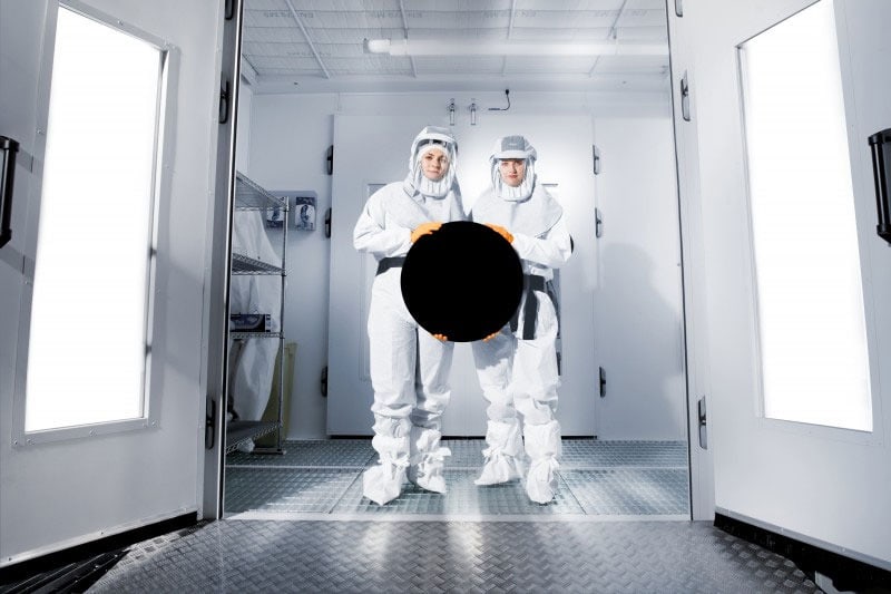 Фото: Surrey NanoSystems