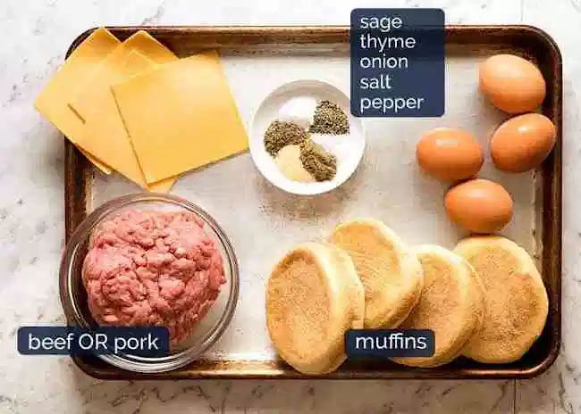 McDonald's опубликовал рецепт классического МакМаффина с яйцом и ветчиной. Фото: RecipeTin Eats